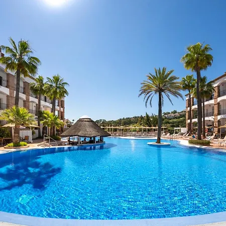 אתר נופש La Cala 4*